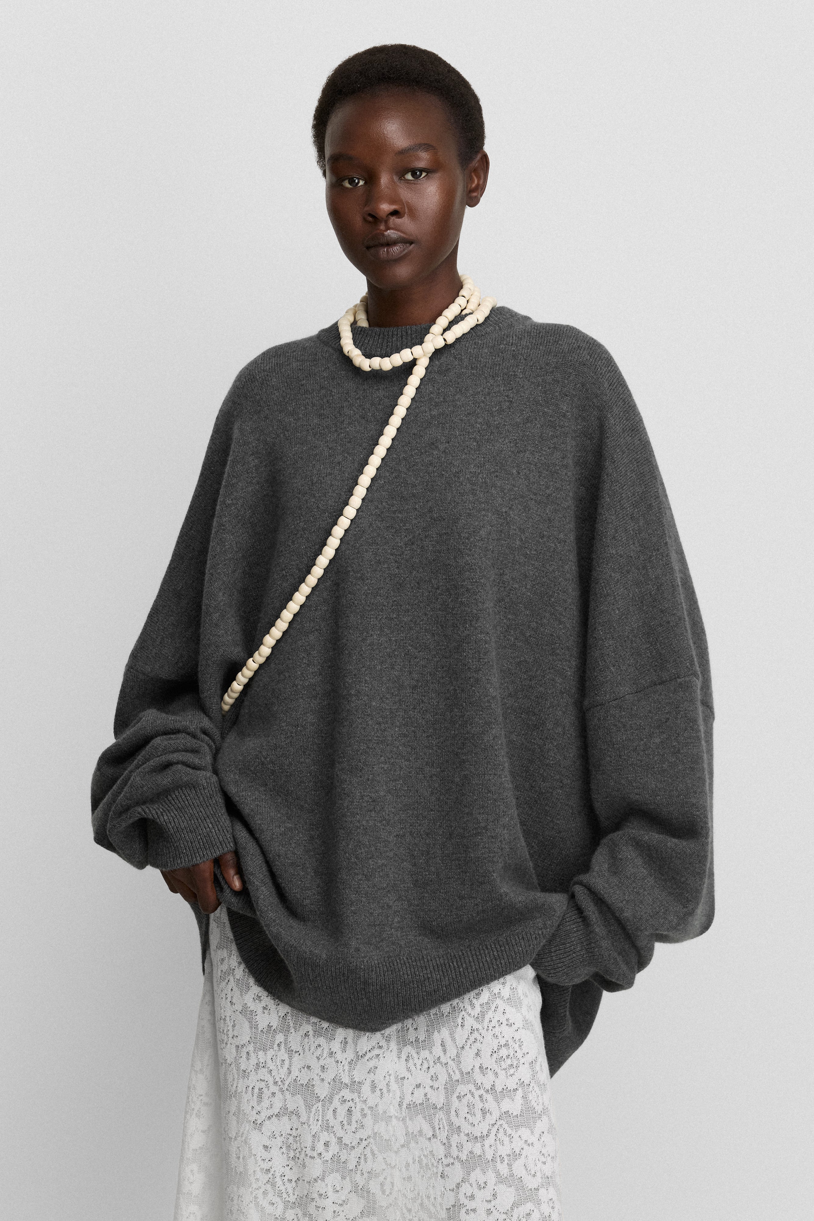 extreme cashmere oversized sweater – n458 mina – extreme cashmere x