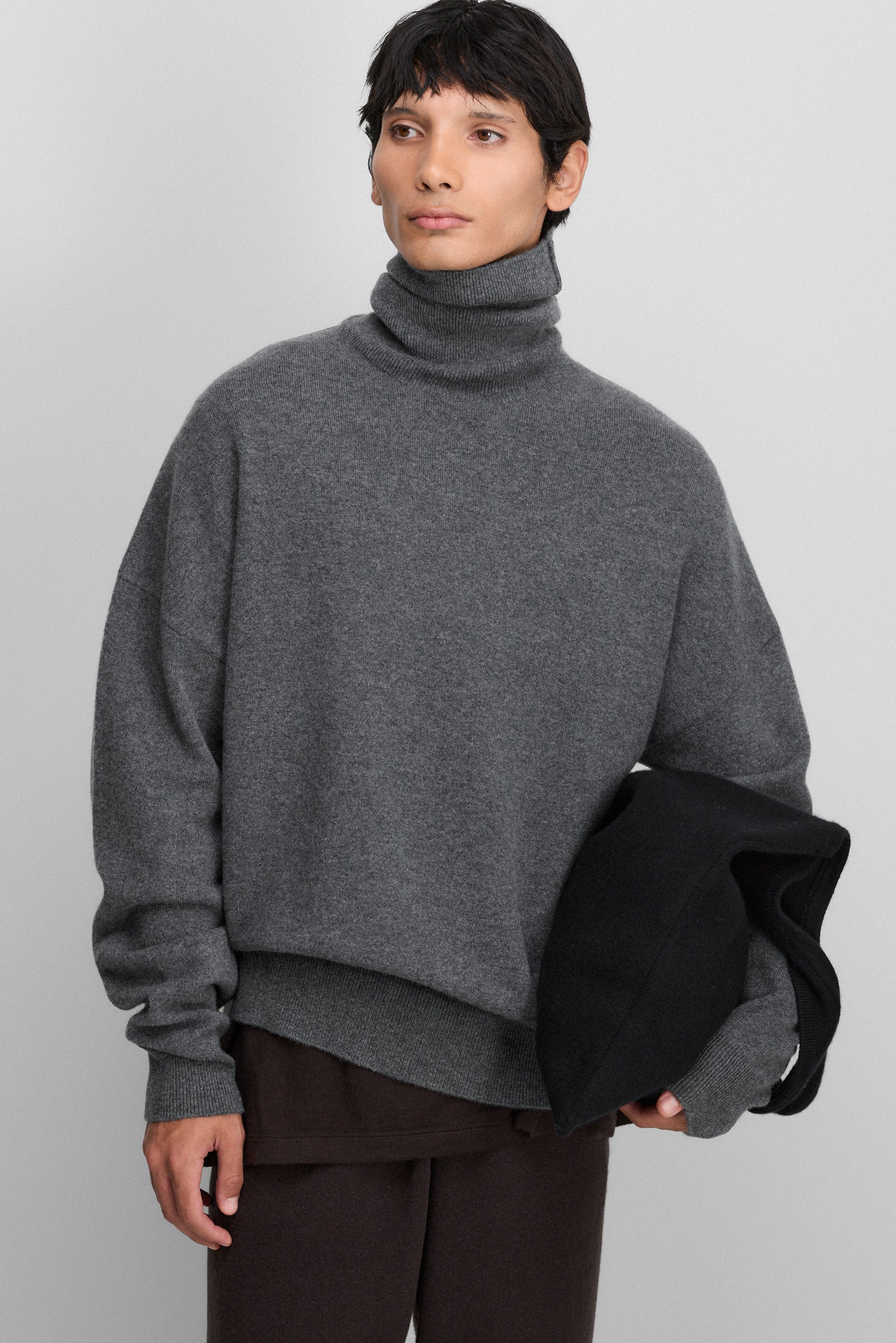 extreme cashmere turtleneck sweater relaxed – 204 jill – extreme
