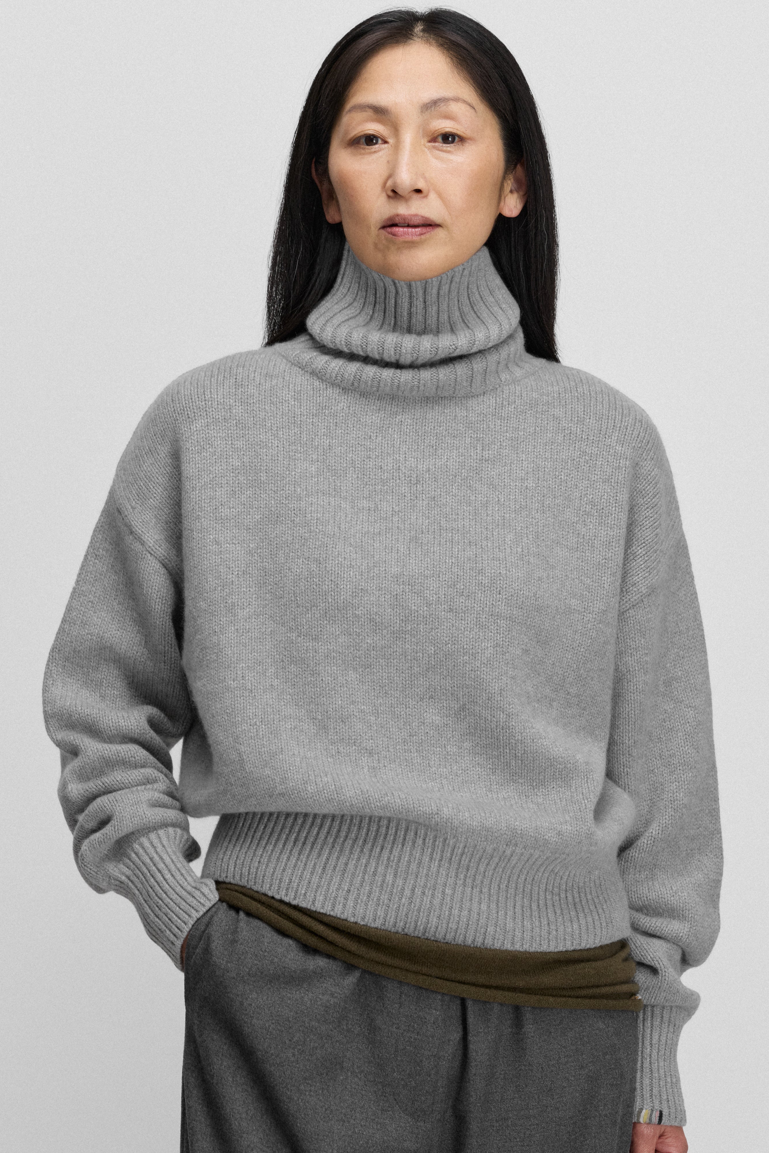 extreme cashmere turtleneck sweater n434 crop xtra – extreme
