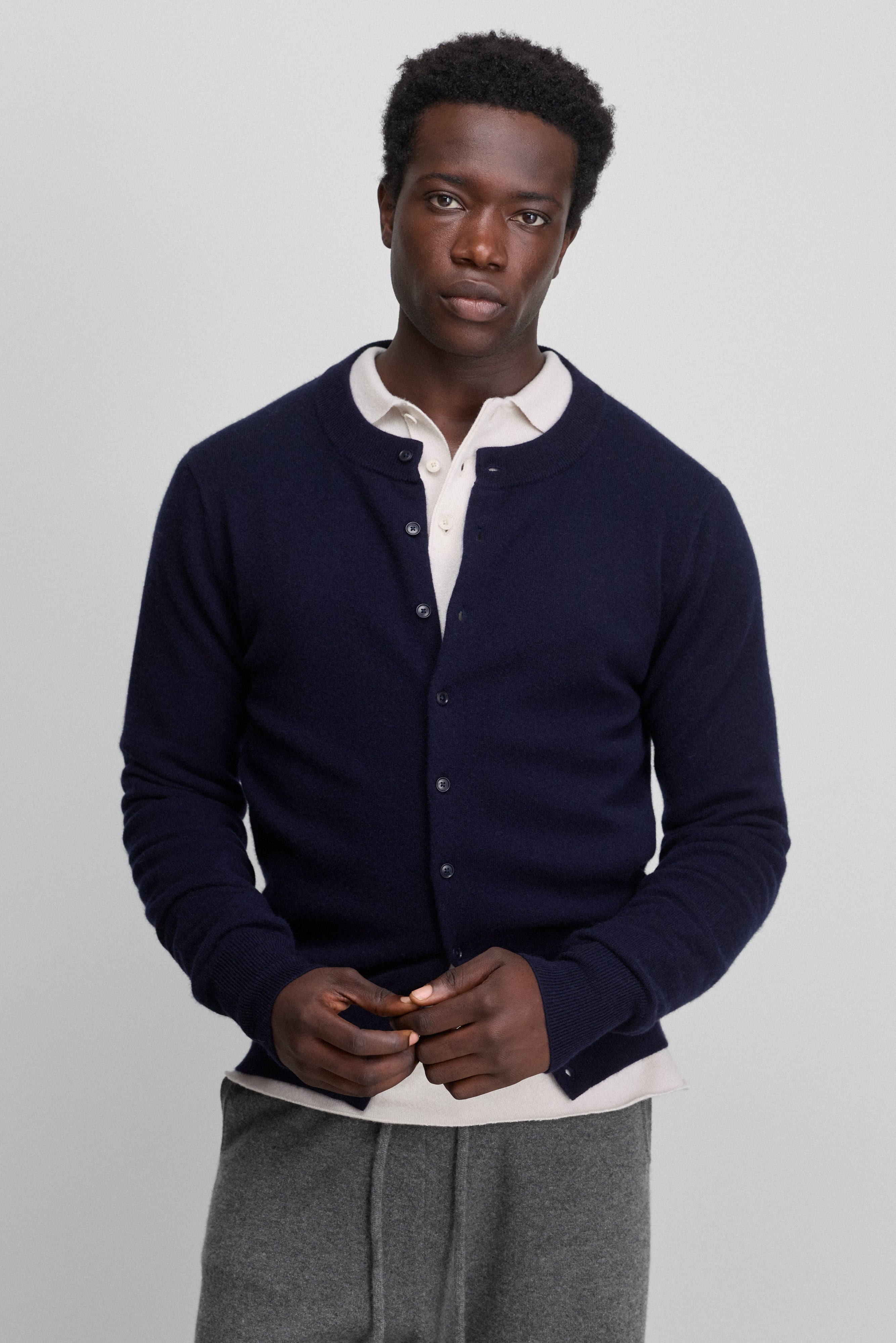 extreme cashmere cardigan crew button-up – 354 be cardi – extreme