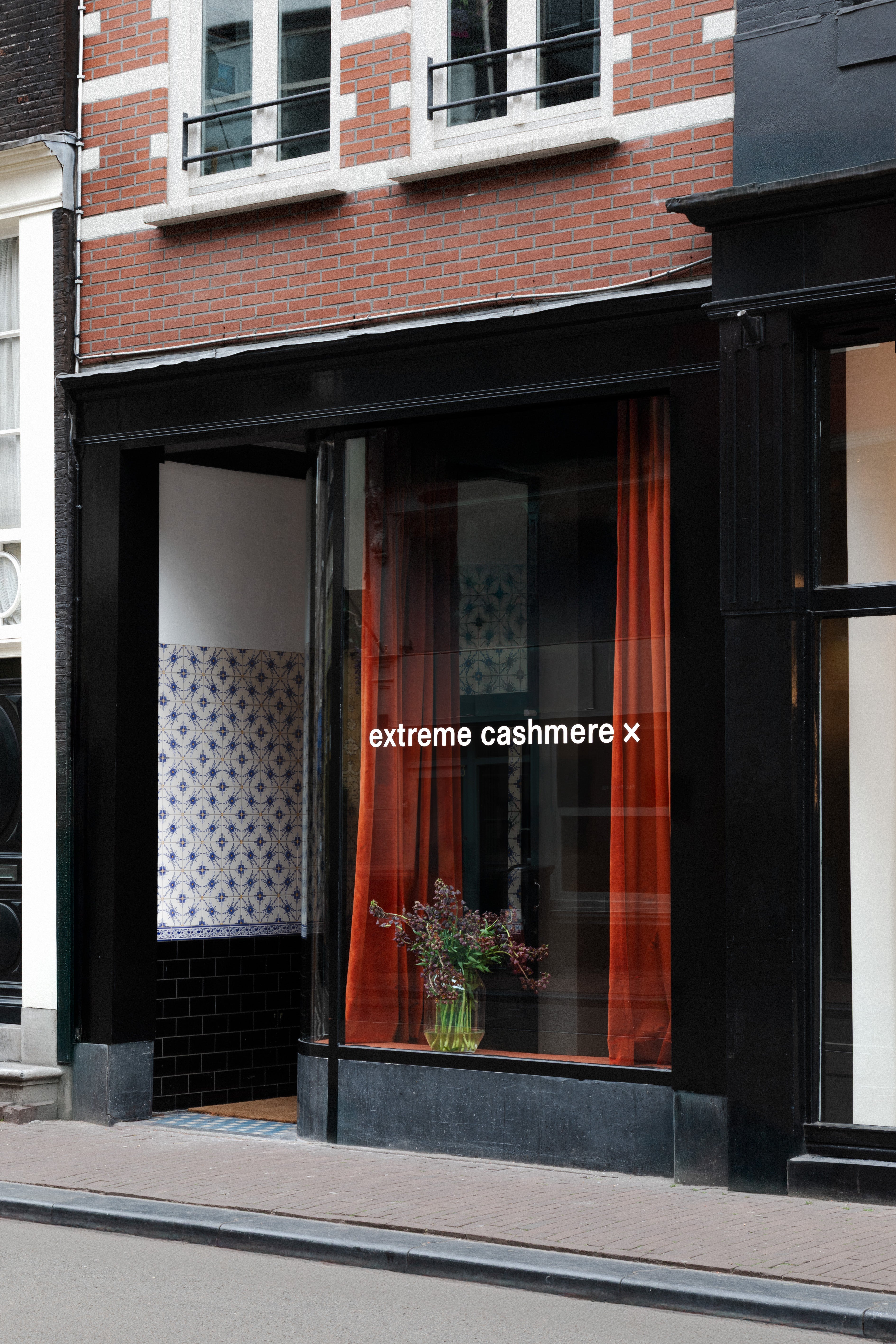first flagship store in amsterdam – extreme cashmere x