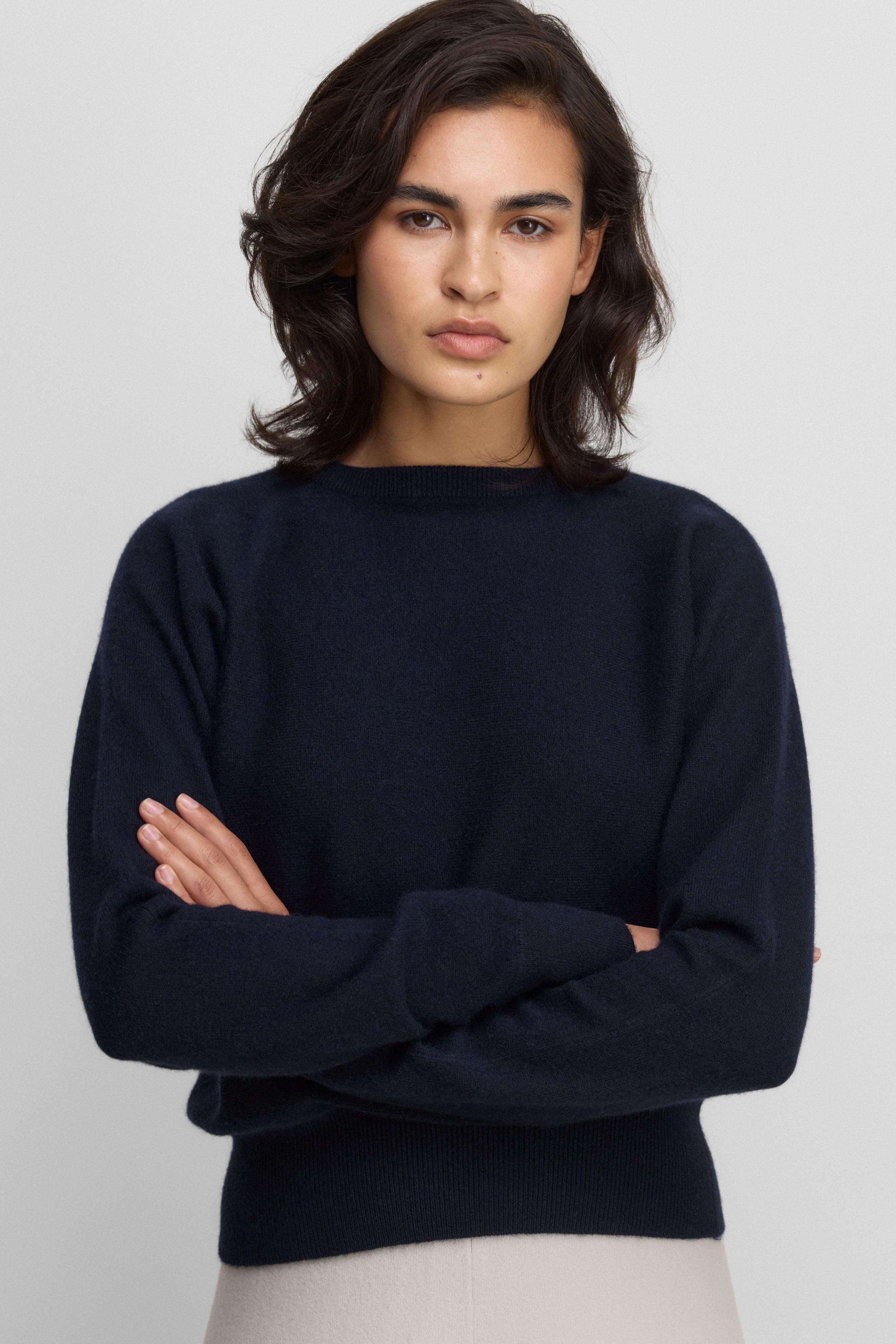 extreme cashmere crewneck sweater petite – 382 belle – extreme