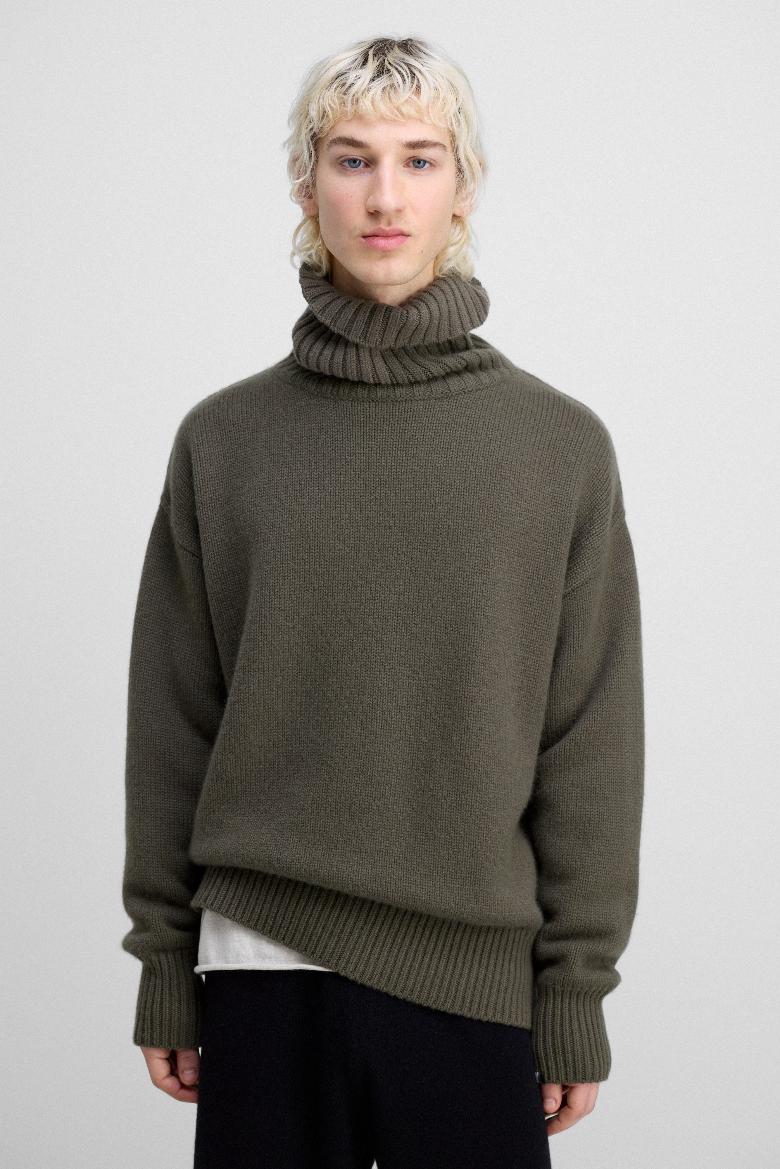 口コミ・レビュー評価が高いおすすめ人気商品の通販 turtleneck cashmere extreme sweater xtra oversize chunky トップス