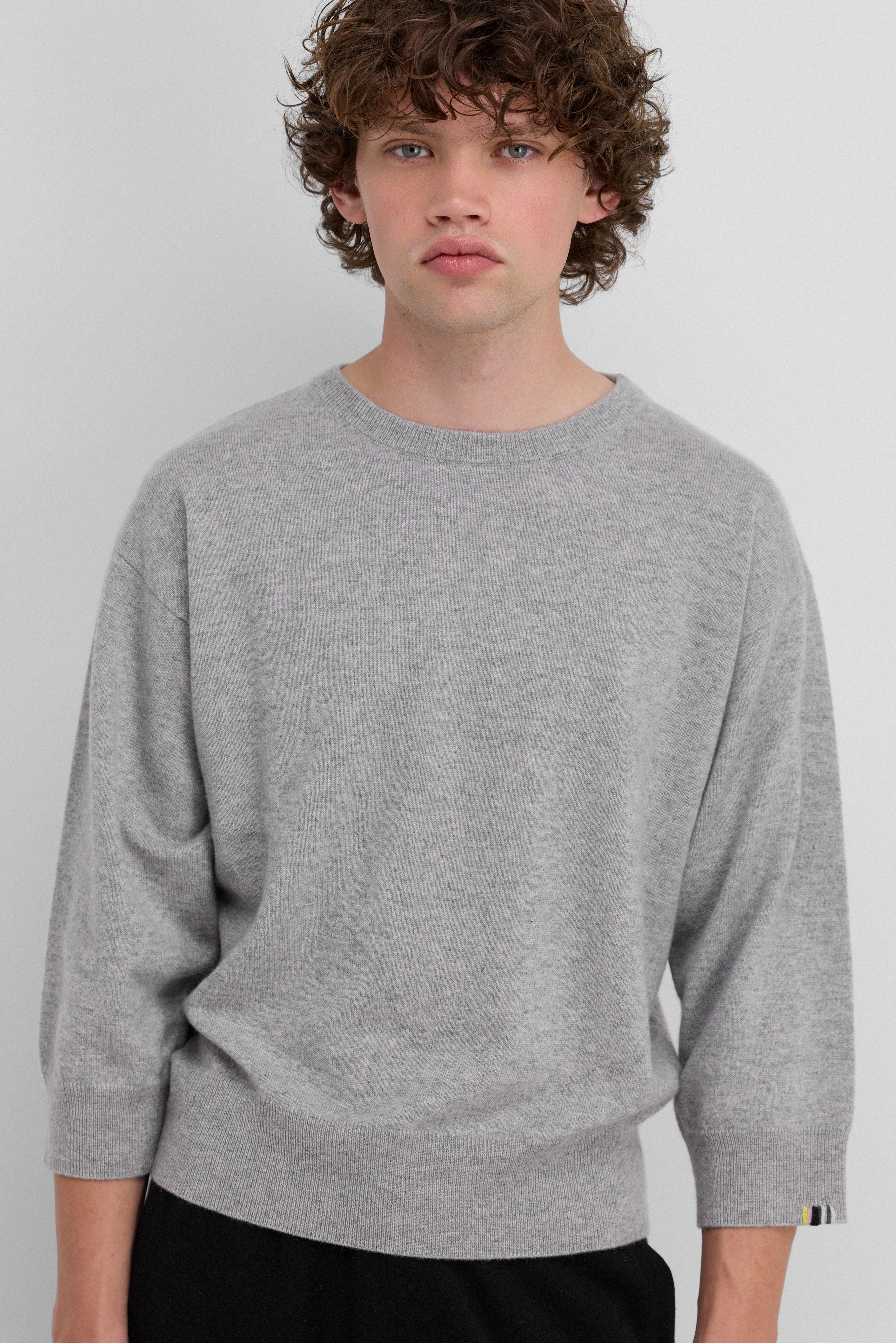 extreme cashmere crew-neck sweaters – timeless essentials