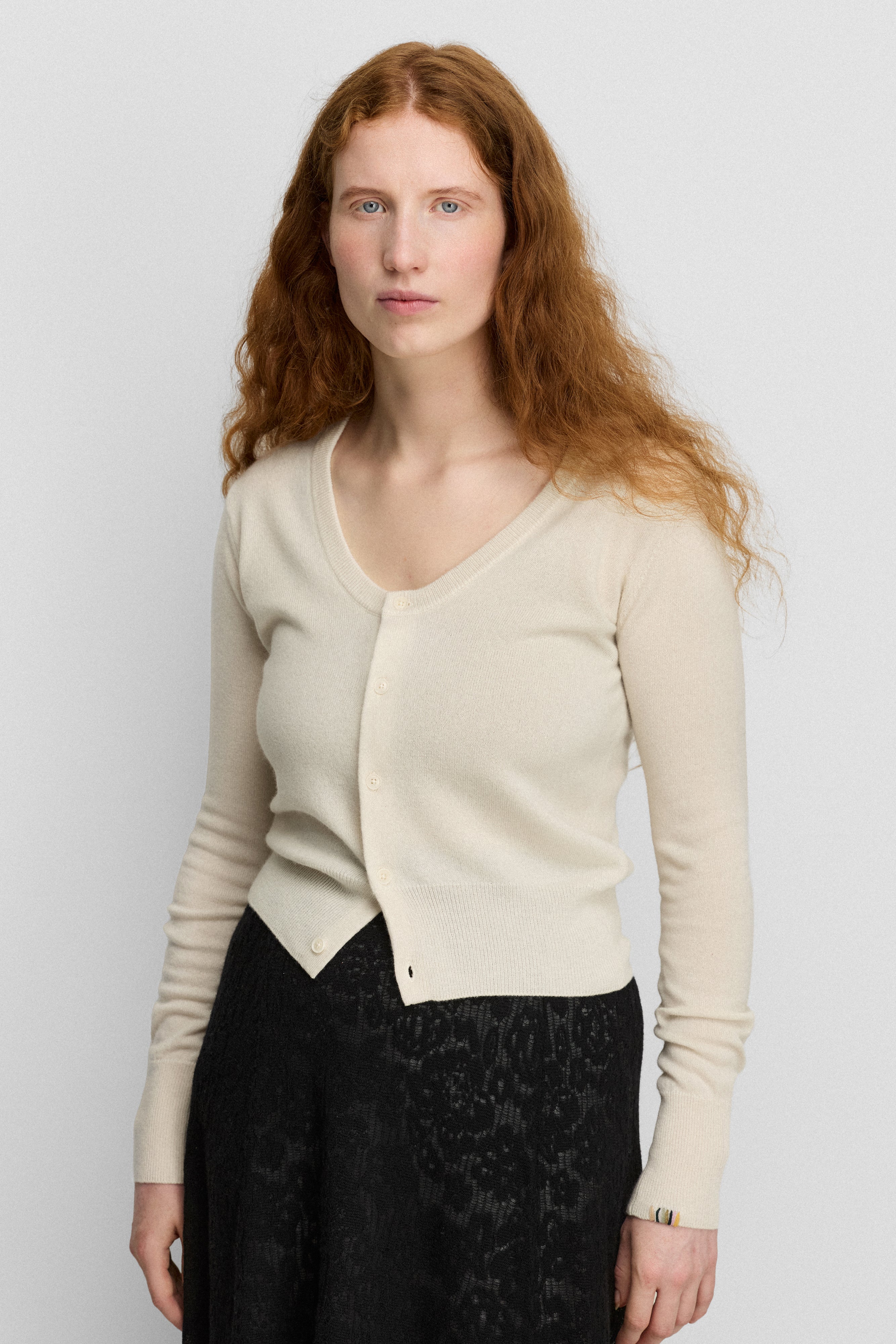 extreme cashmere scoop-neck cardigan 511 dorothea – extreme cashmere x