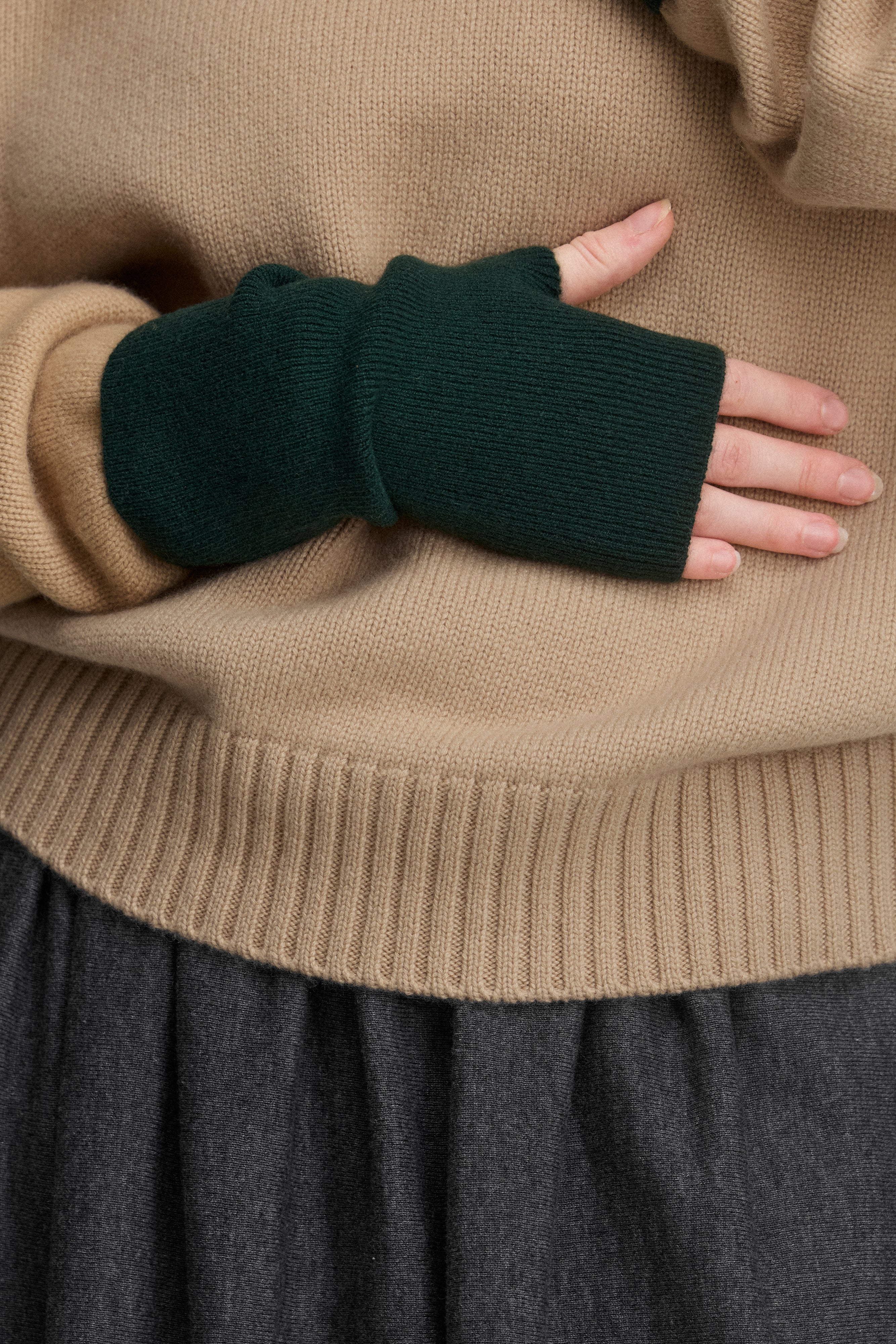 extreme cashmere wrist warmers – 391 moufle – extreme cashmere x