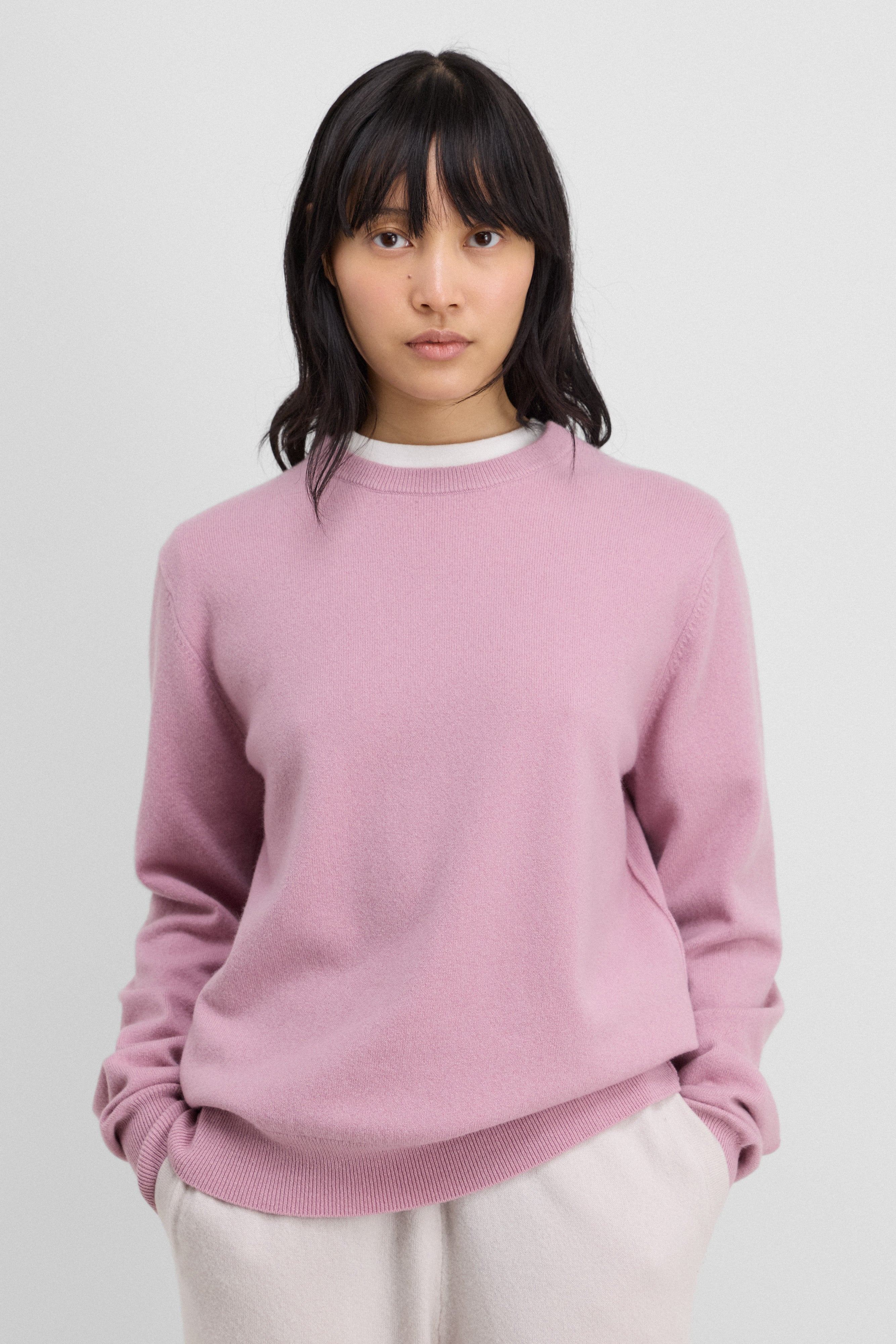 extreme cashmere crew sweater unisex – 36 be classic