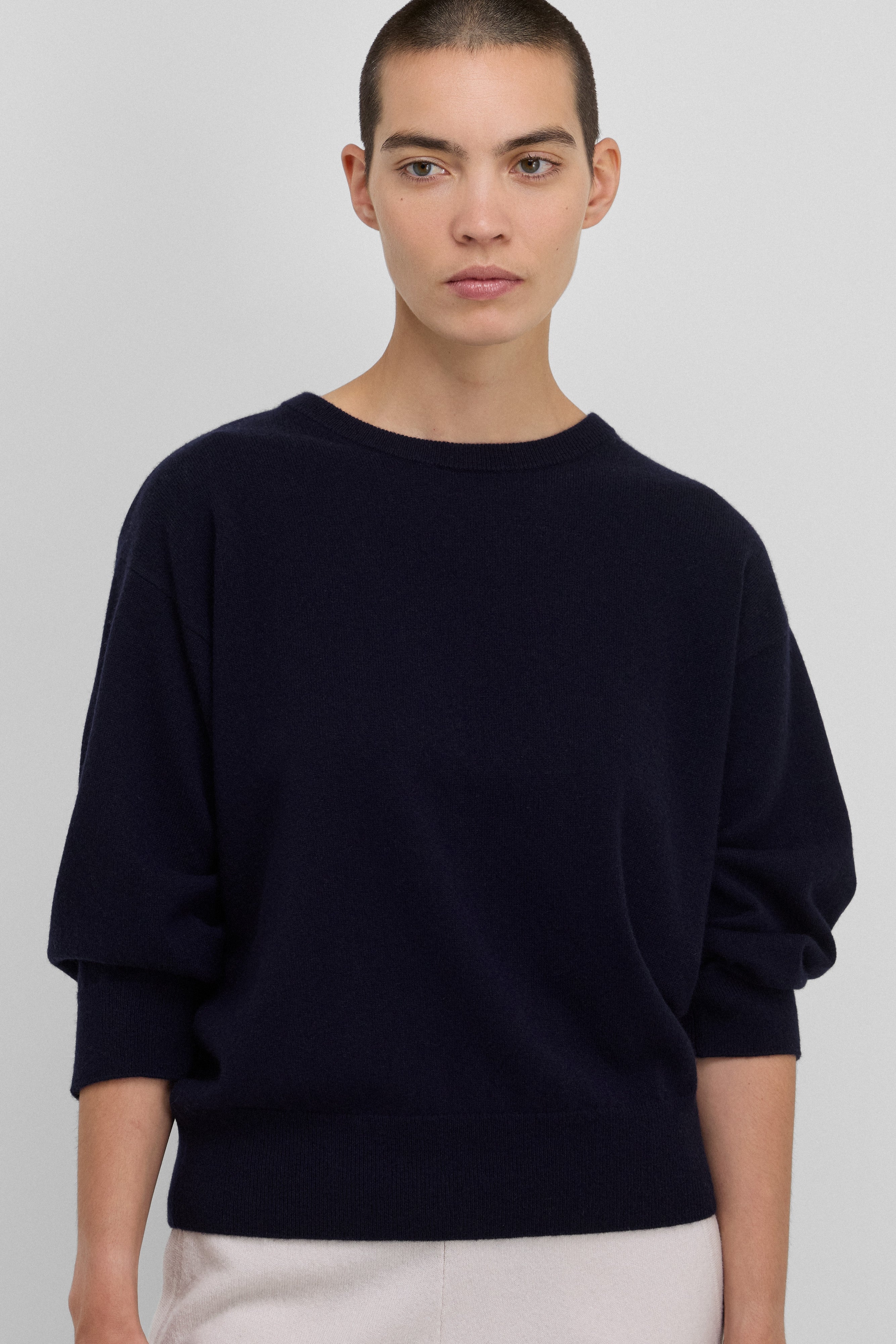 [ STIGMA ]★24FW★韓国人気★Capital S Oversized Crewneck STIGMA ]☆24FW☆韓国人気☆Capital S Oversized Crewneck
