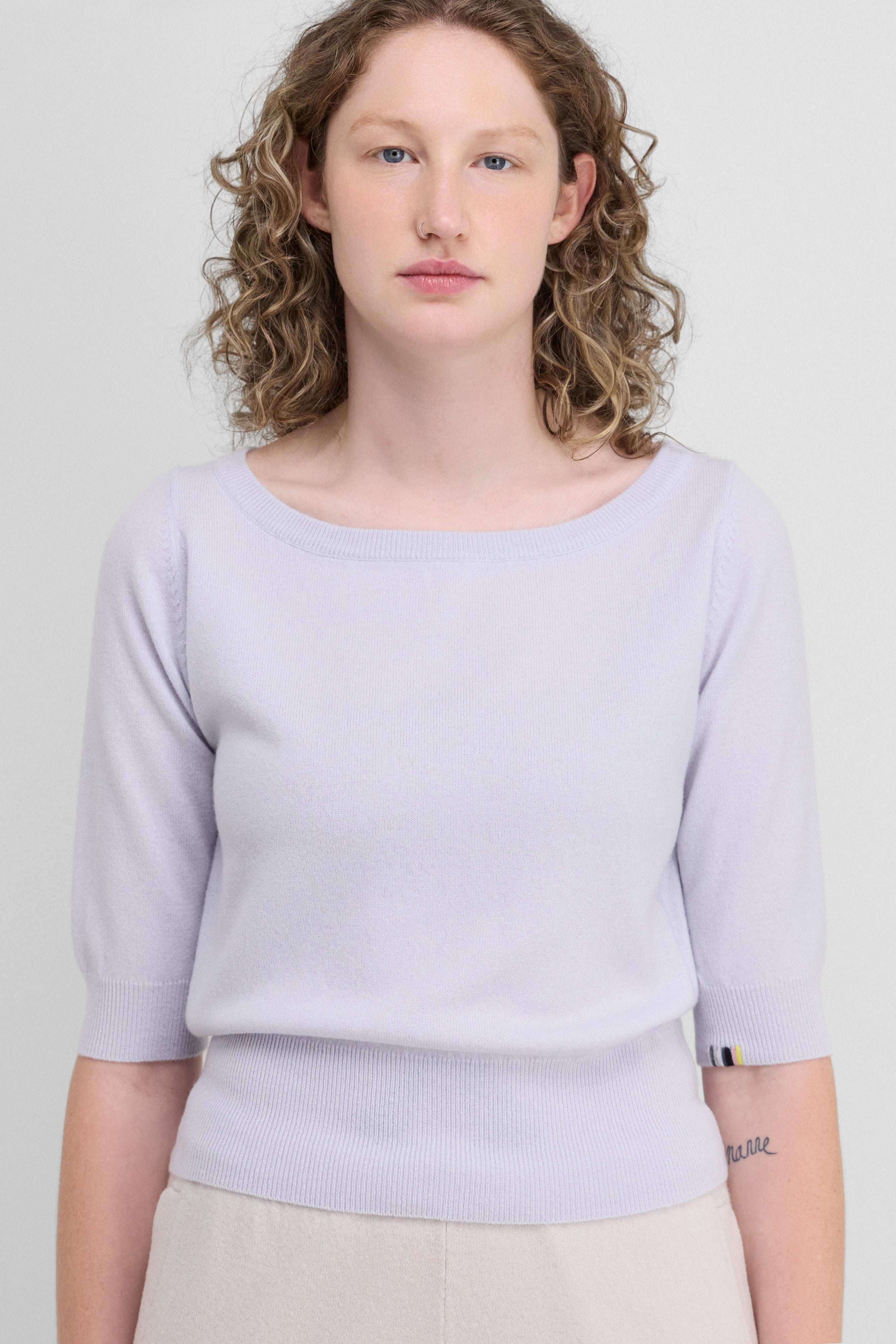 extreme cashmere crewneck sweater n123 bourgeois