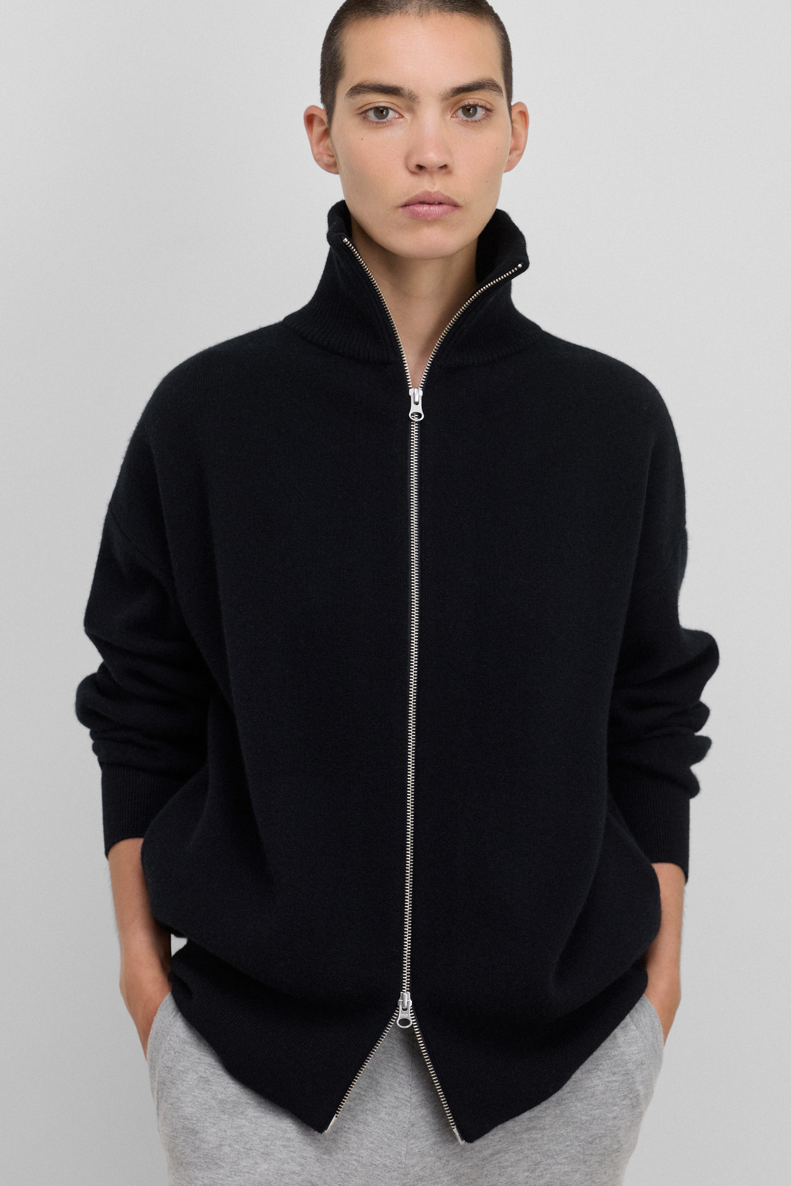 トップス extreme cashmere extreme cashmere crew-neck sweater pure – 373 oldie