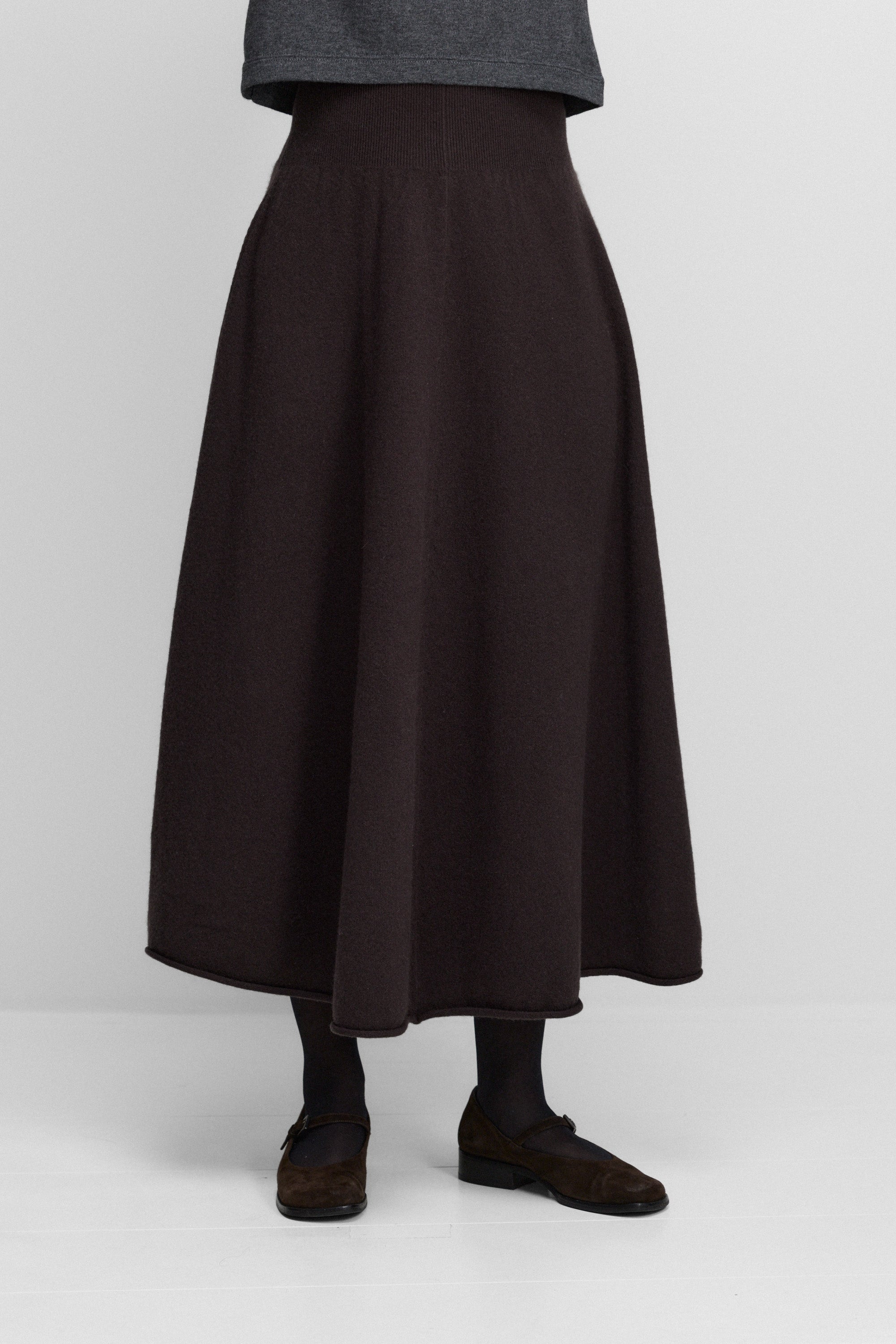 extreme cashmere flared midi skirt – 388 ease – extreme cashmere x