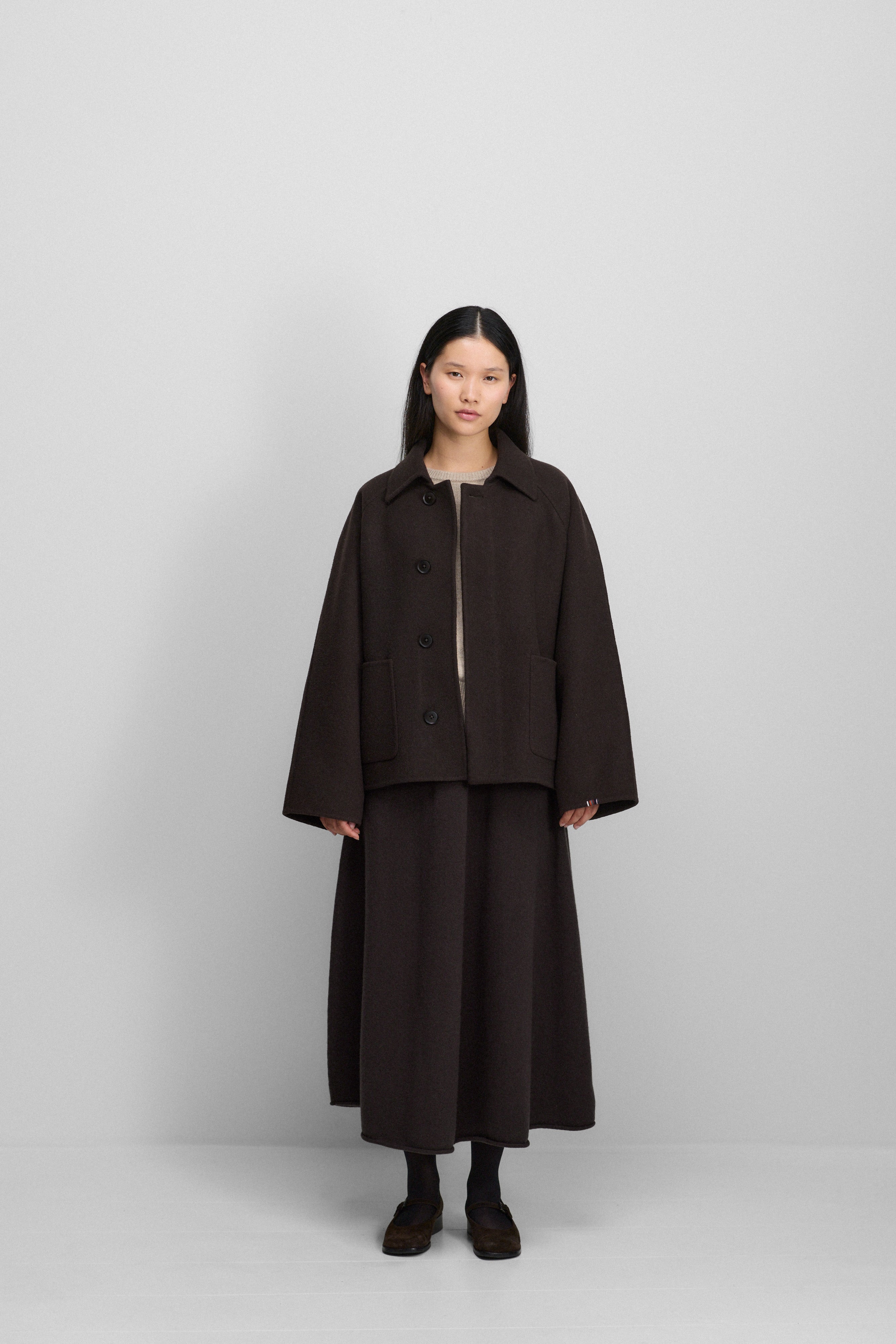 【extreme cashmere】 Love カーキ extreme cashmere v-neck sweater pure – 375 patti – extreme