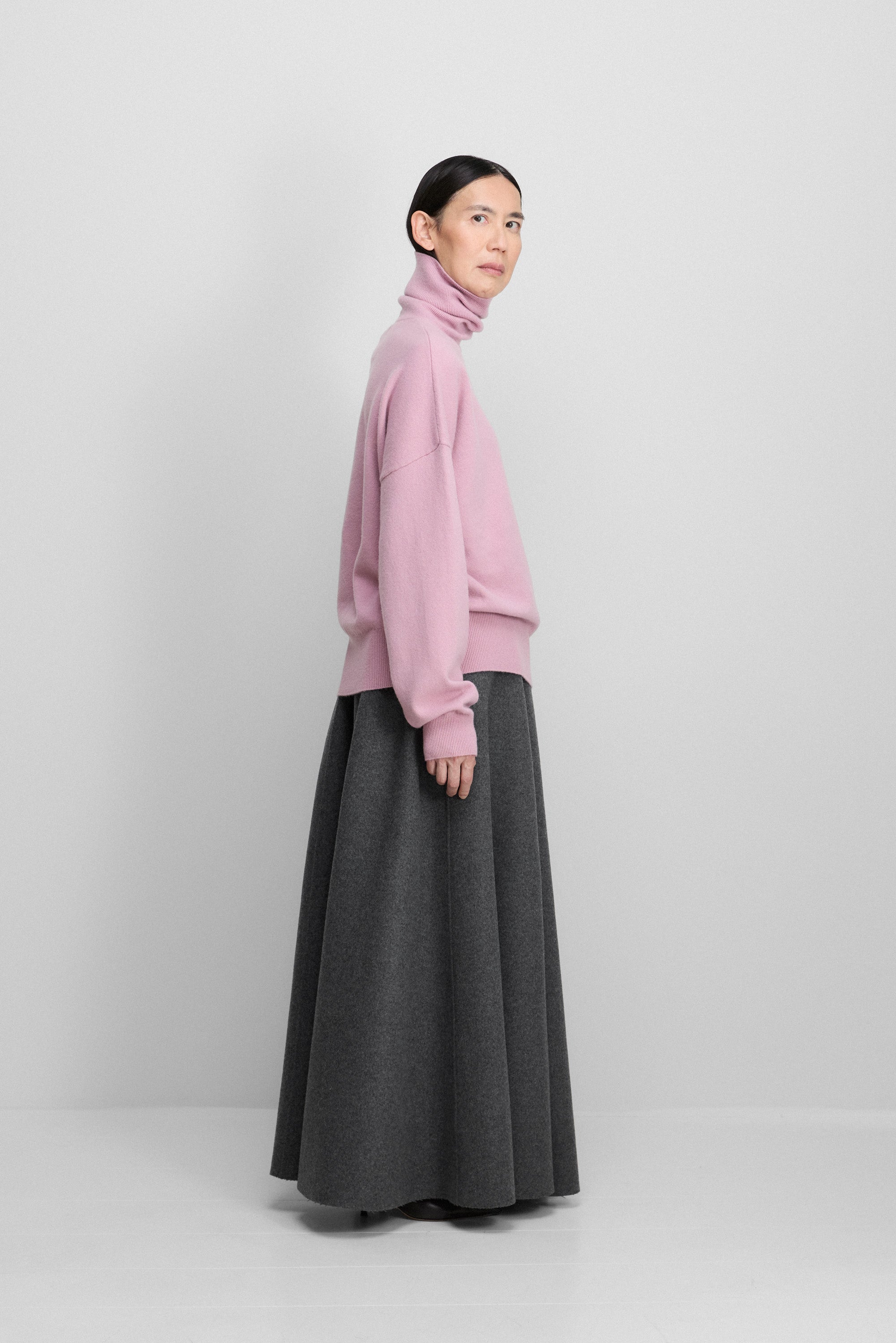 extreme cashmere turtleneck sweater relaxed – 204 jill – extreme