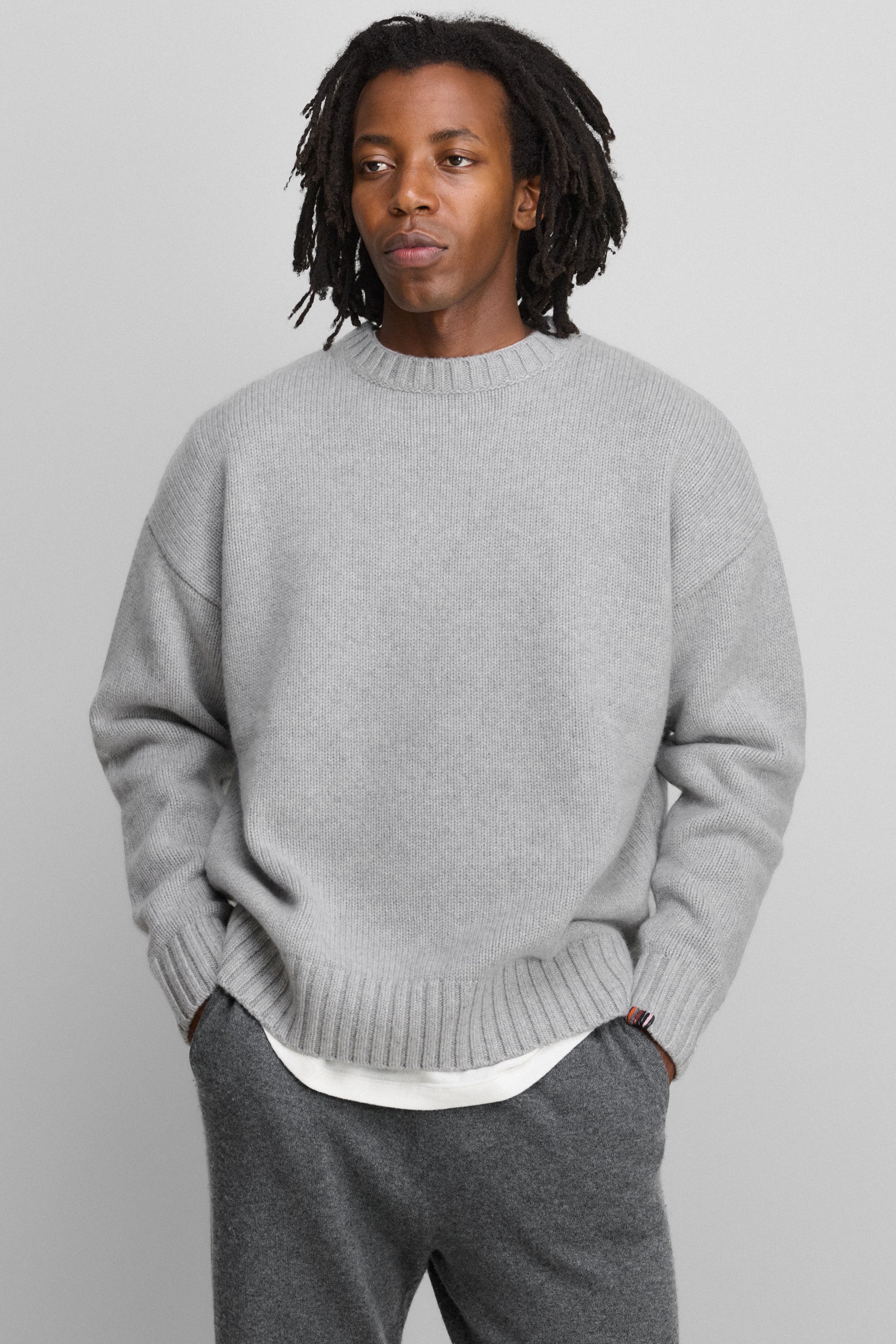extreme cashmere crewneck sweater pure – 383 lovely