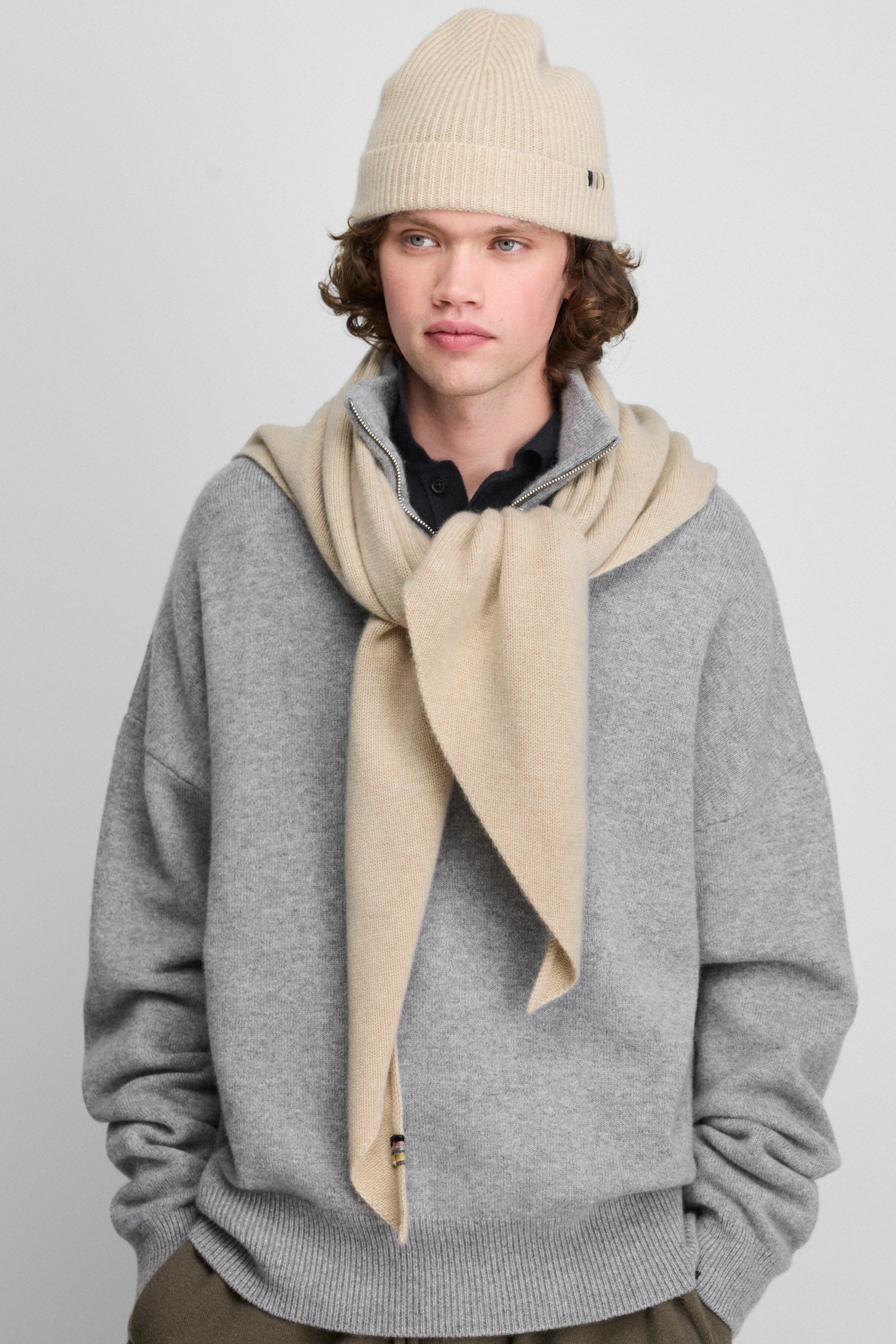 extreme cashmere triangle scarf – n°201 witch 2 – extreme cashmere x