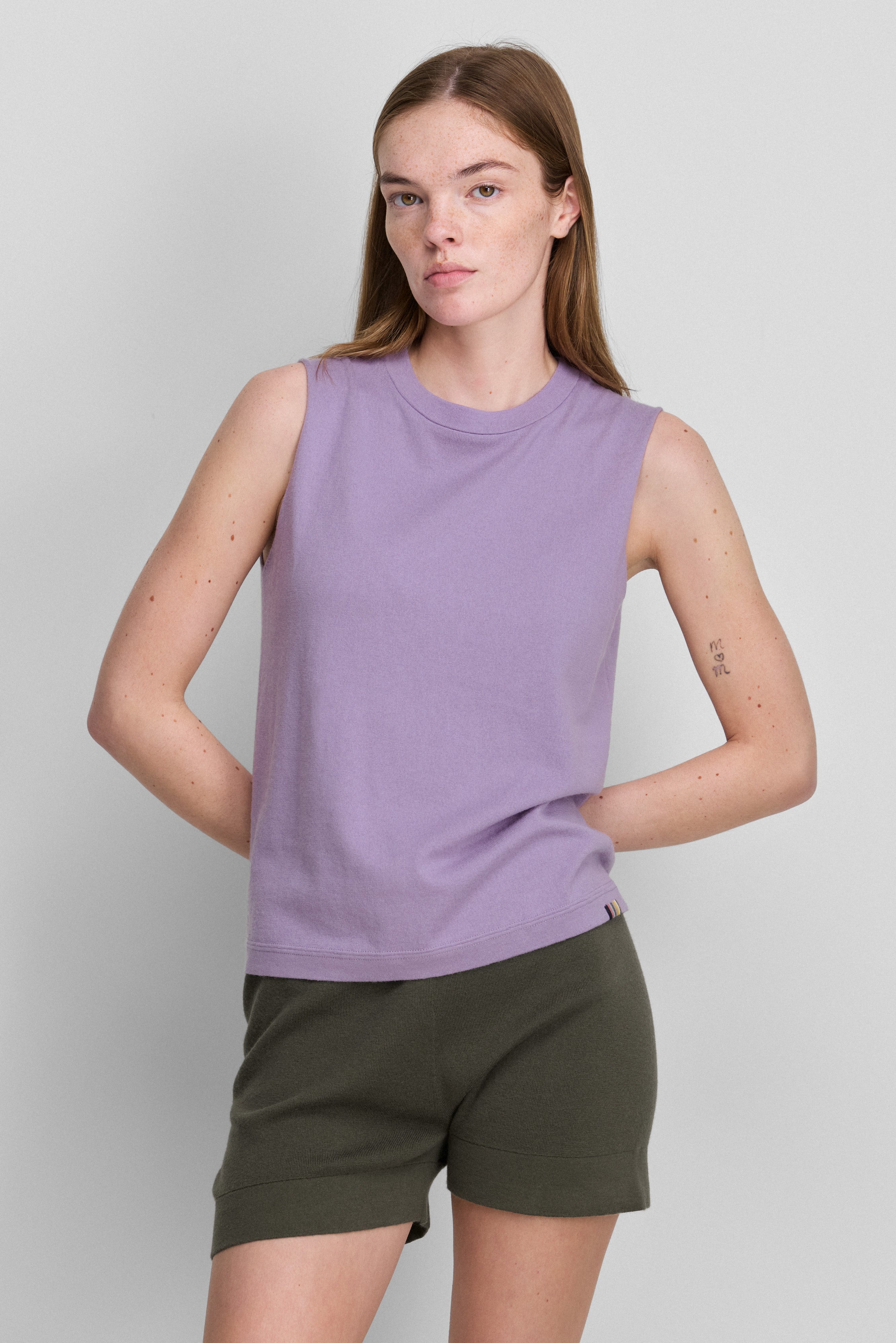 extreme cashmere muscle tank top – n°421 player – extreme cashmere x