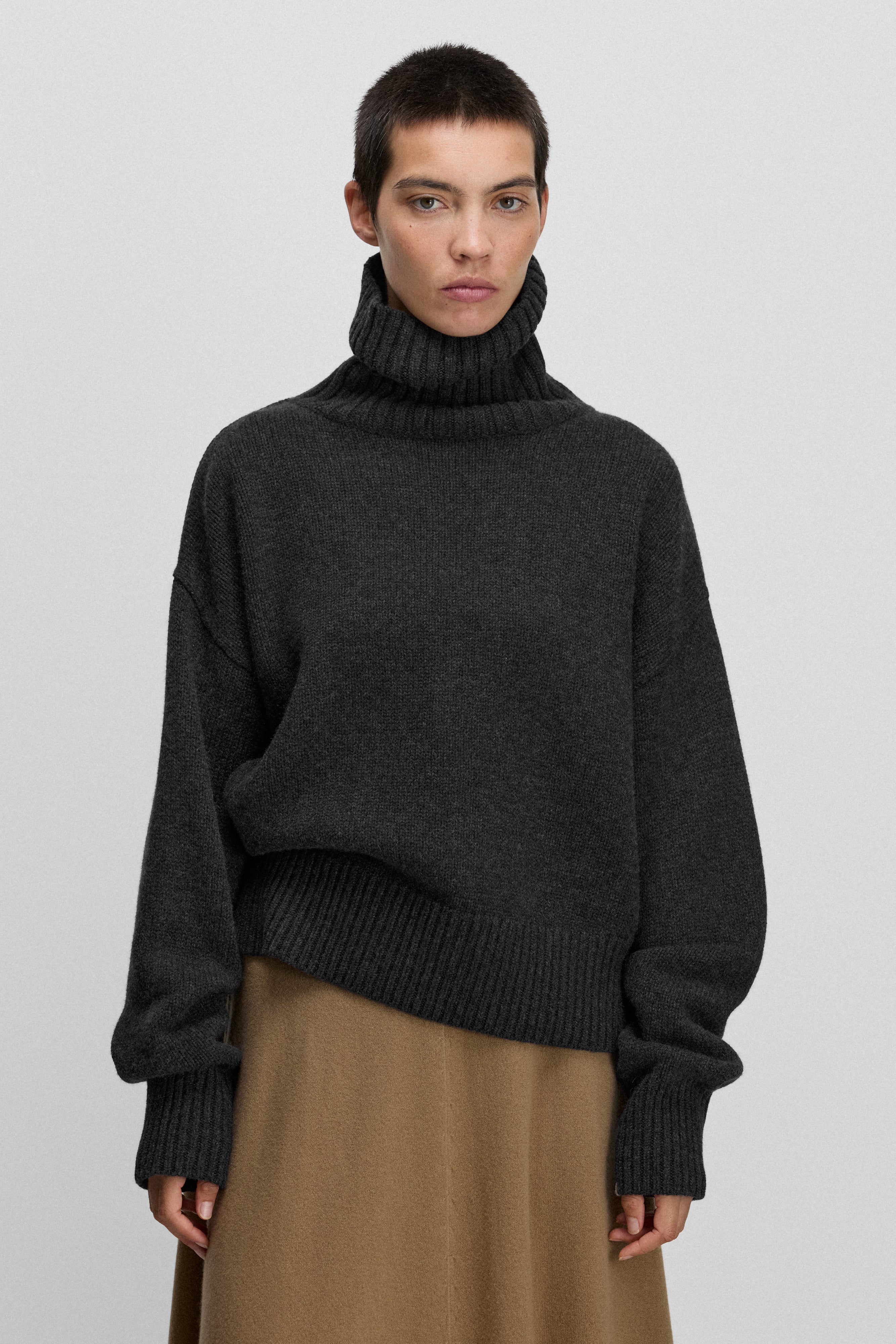 extreme cashmere turtleneck sweater n434 crop xtra – extreme