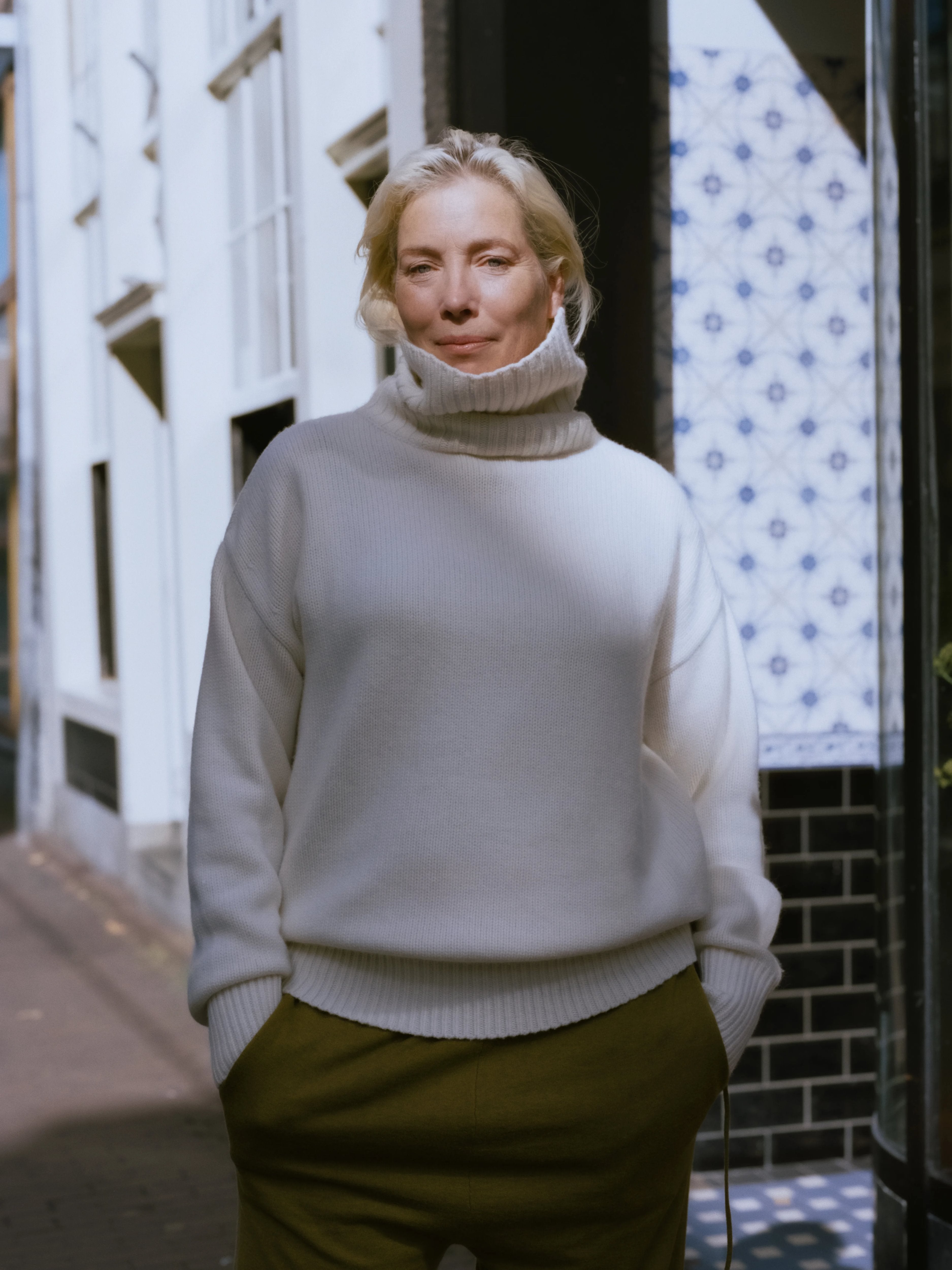 【extreme cashmere】 Love カーキ extreme cashmere half sleeve sweater n433 sassie – extreme