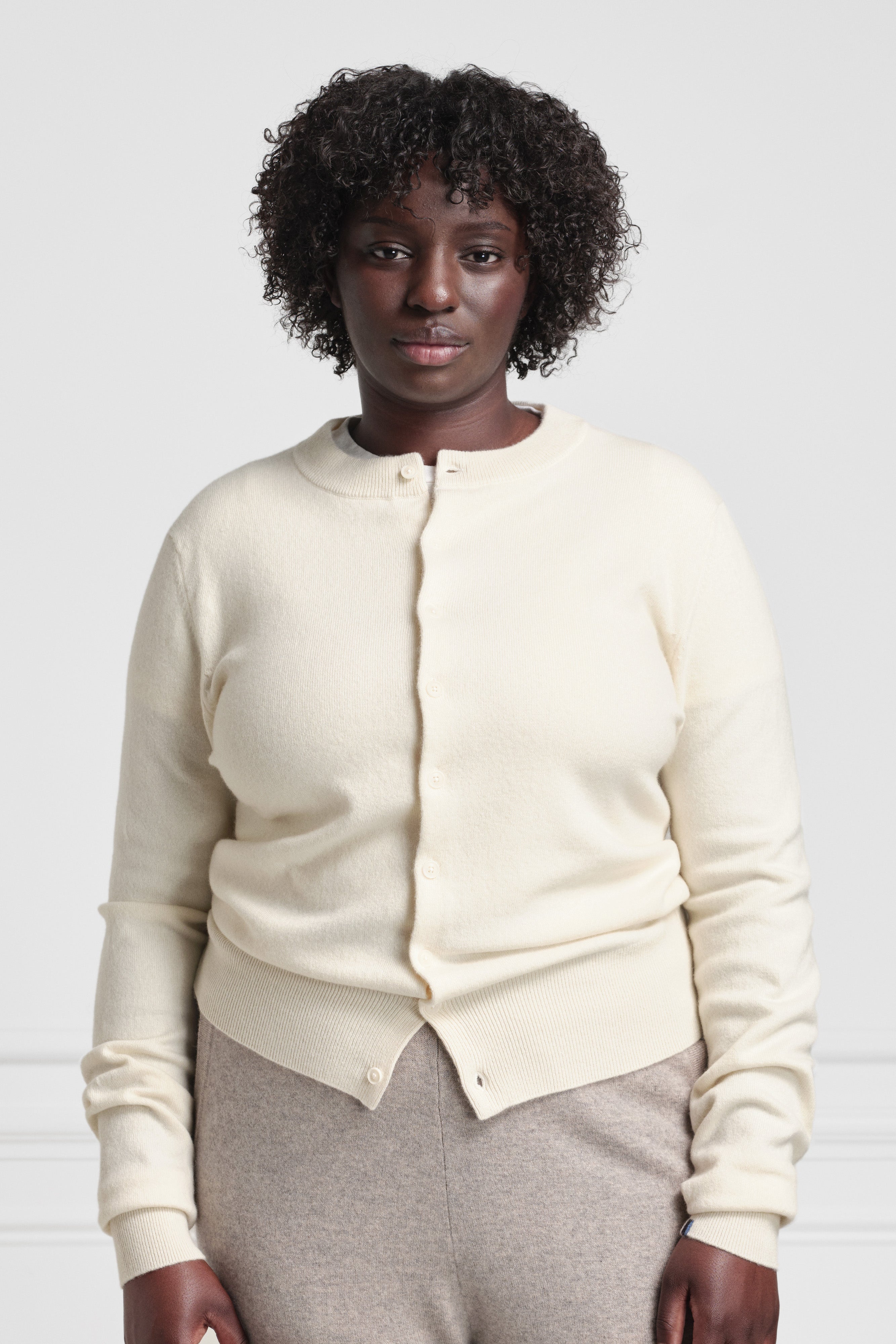 Cream cashmere cardigan hotsell